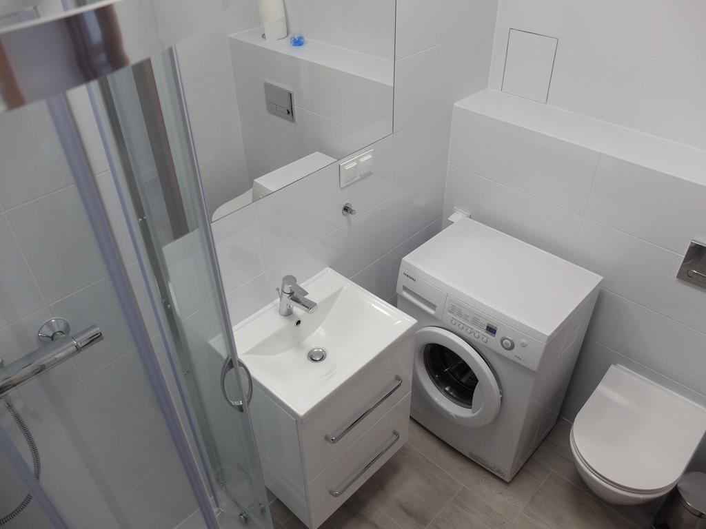 Pixel White Apart Wroclaw Exterior photo